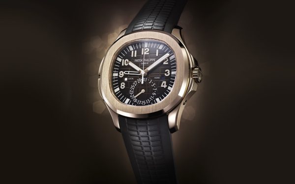 Patek Philippe Aquanaut Travel Time, 18k Rose Gold, 40,8mm, Ref# 5164R-001